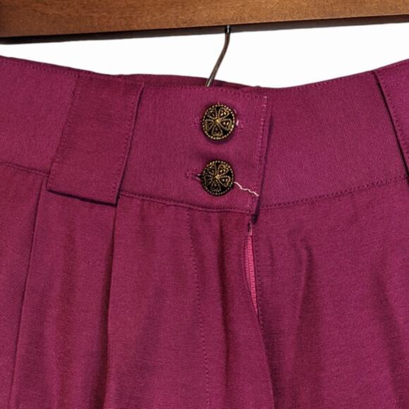 VTG High Waist Tailored Pleated Tapered Fuchia Pants Slacks Accent Buttons XS - Picture 3 of 9